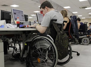 La tasa de paro de las personas con discapacidad en 2015 baja al 31%, un descenso de 1,7 puntos con respecto a 2014